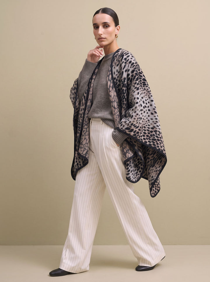 Cozy Reversible Leopard Print Shawl Scarf