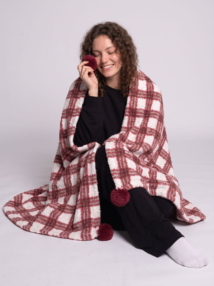 Cozy Plaid Textured Throw Blanket