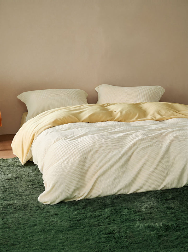 Anti Static Velvet Bedding Set