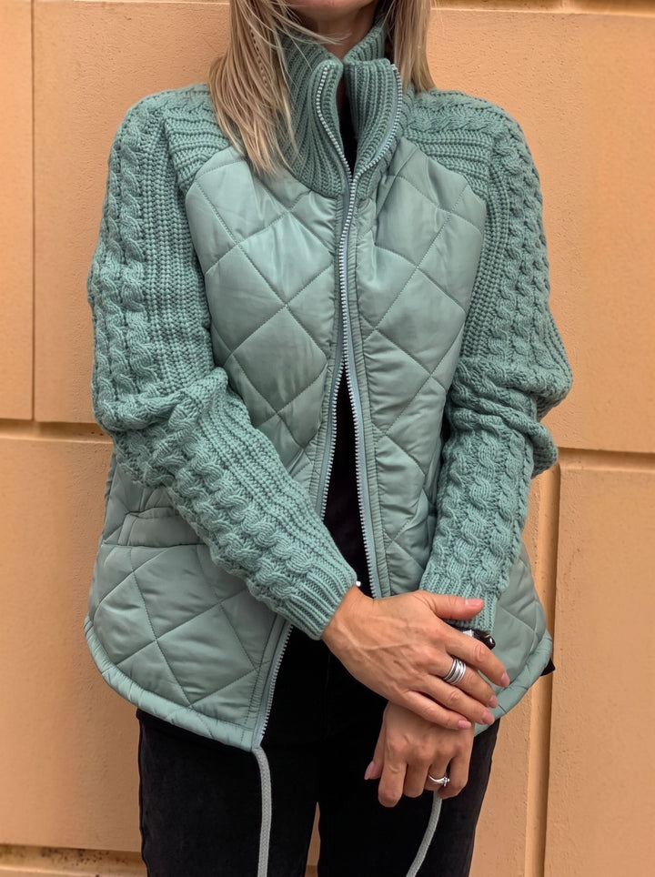 Cozy Quilted Knit Sleeve Jacket