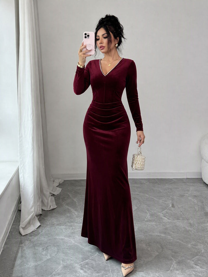 Elegant Pearl Trim Velvet Maxi Dress