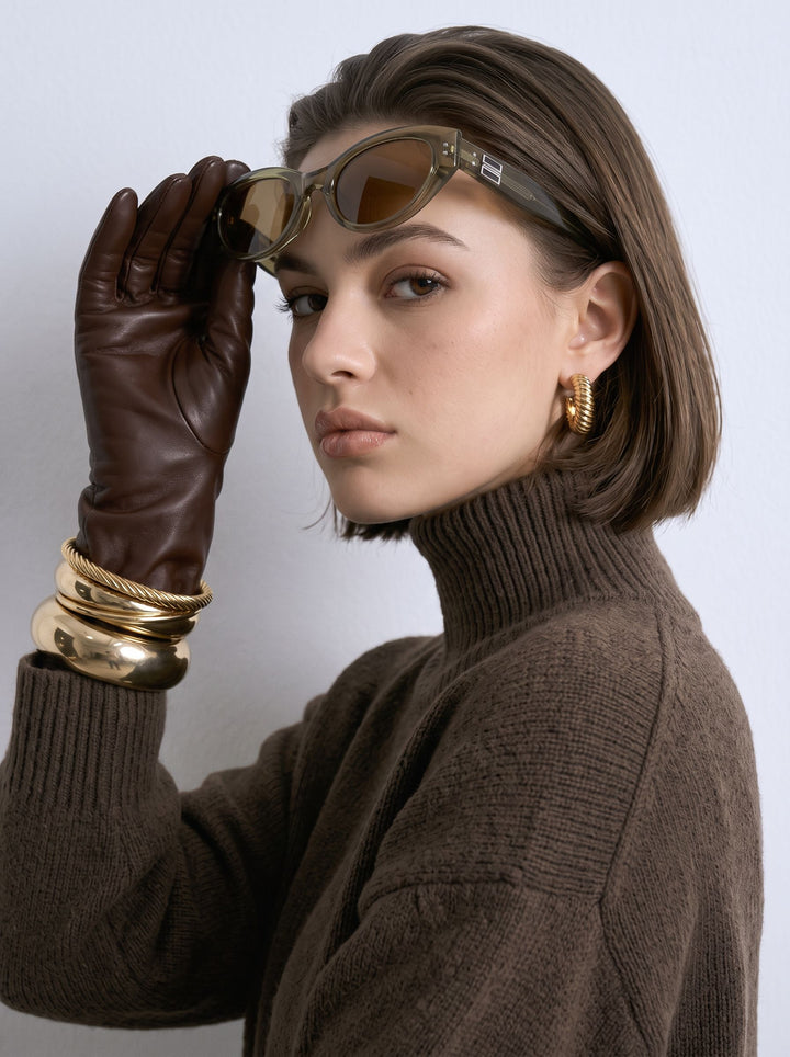 Vintage Oval Black Frame Sunglasses