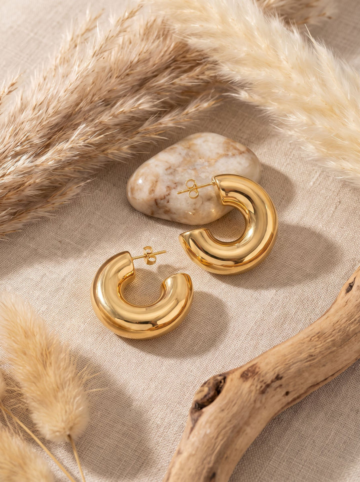 Chunky Gold Minimalist Hoop Earrings