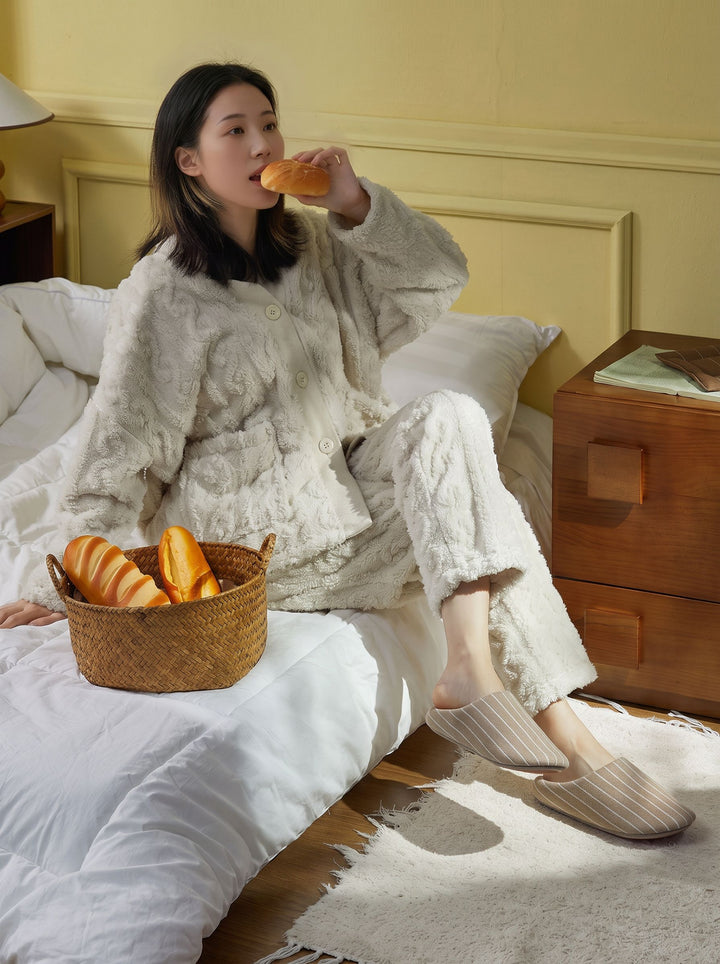 Cozy Striped Lightweight Indoor Slippers
