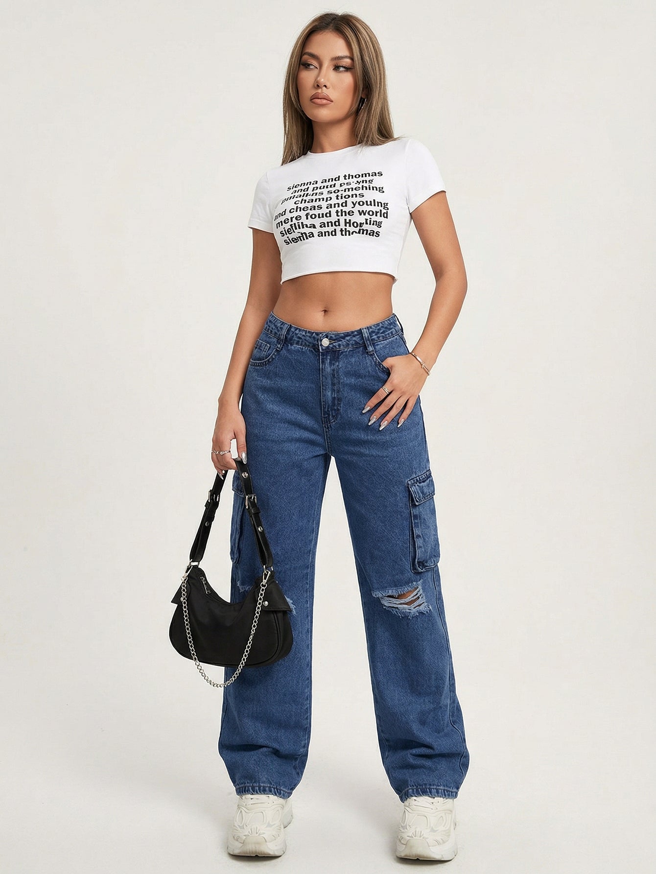 Loose Fit Cargo Pocket Jeans