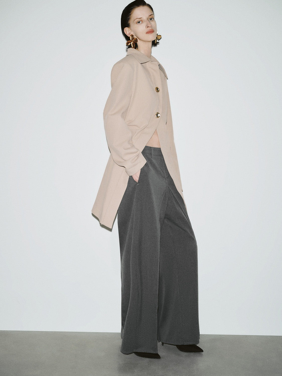 Urban Revivo Carrot Fit Pants-Dark Gray