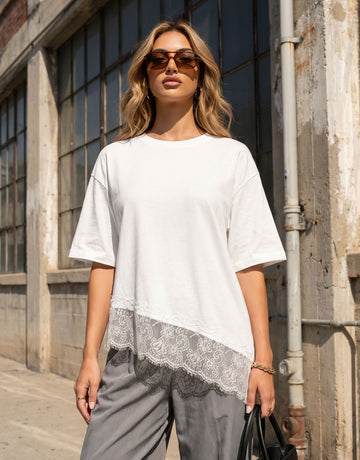 Asymmetric Lace Trim Casual T-Shirt
