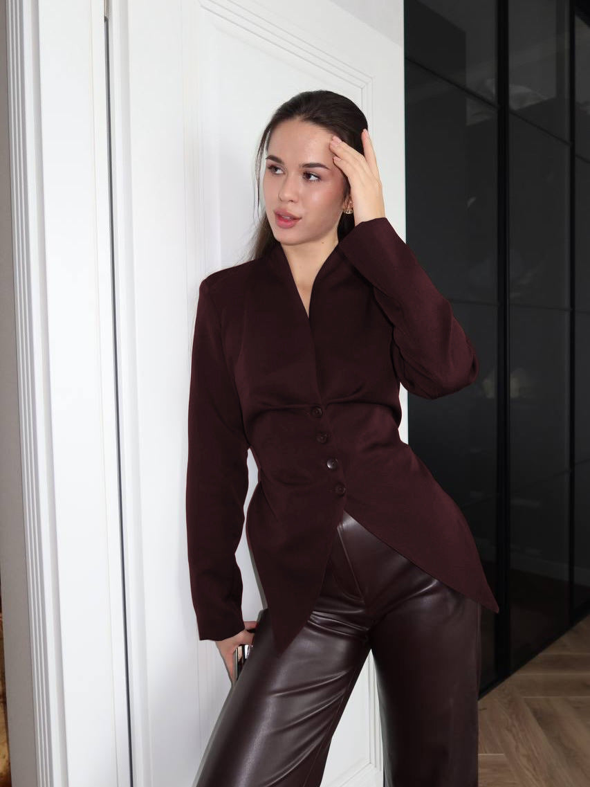 Tailored Slim Fit Buttoned Blazer