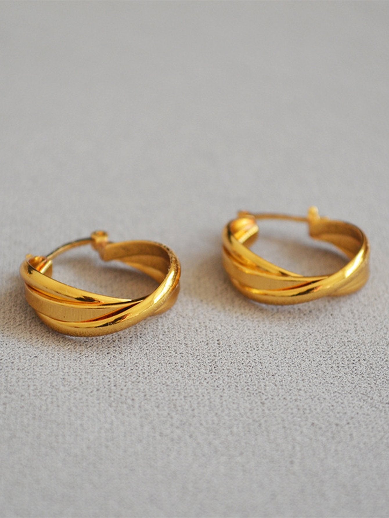 Minimalist Twisted Gold Hoop Earrings
