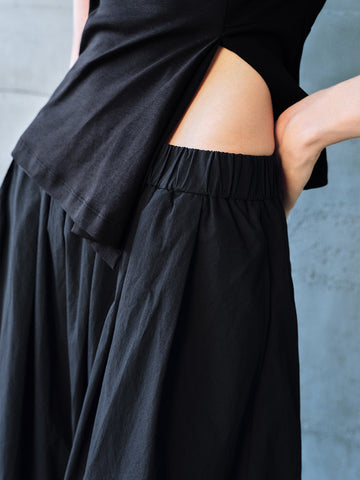 Urban Revivo Elastic Waist Midi A-Line Skirt-Black