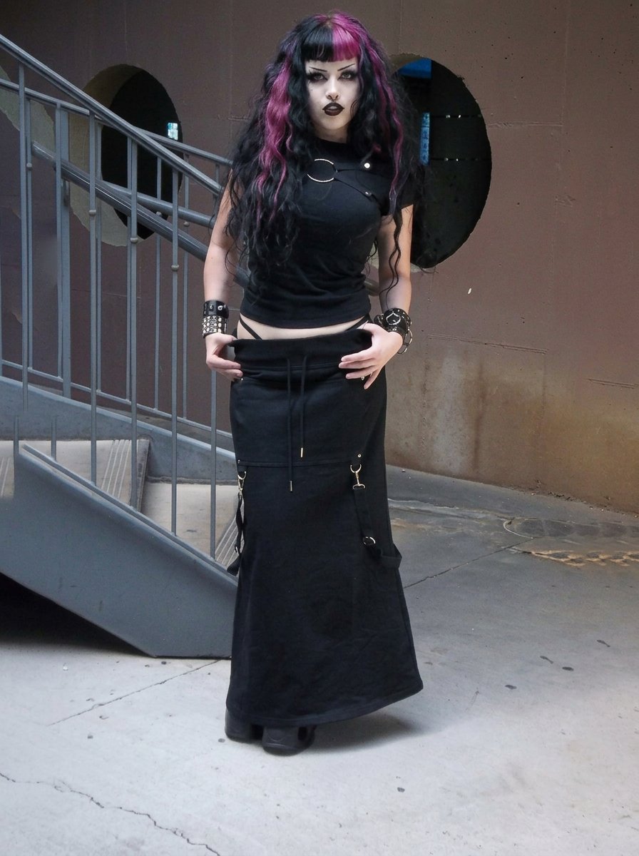 Edgy Utility Cargo Maxi Skirt
