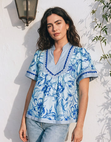 Floral Print Scalloped Trim Blouse