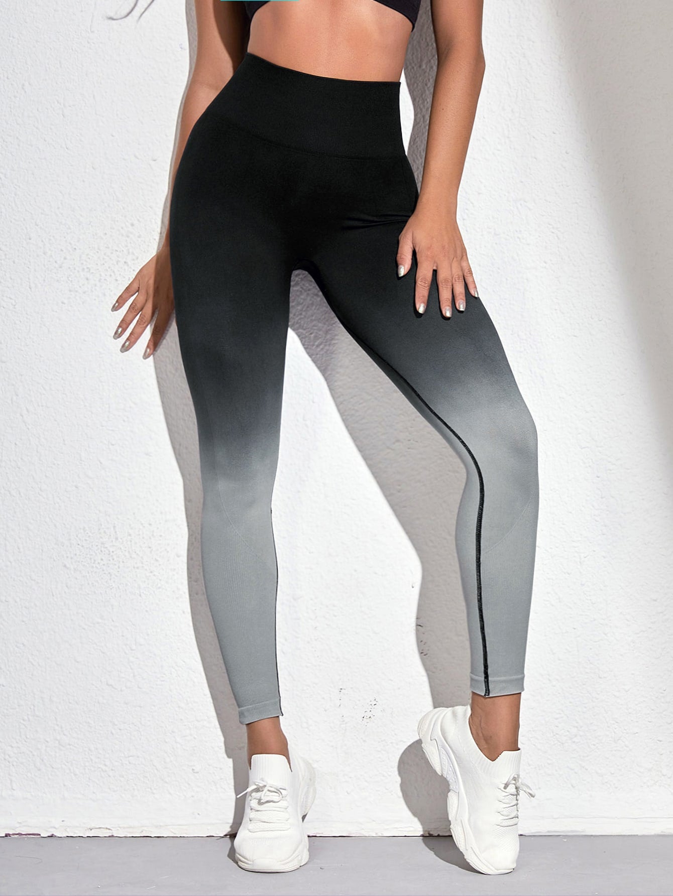 High-Waisted Compression Athletic Leggings-Black