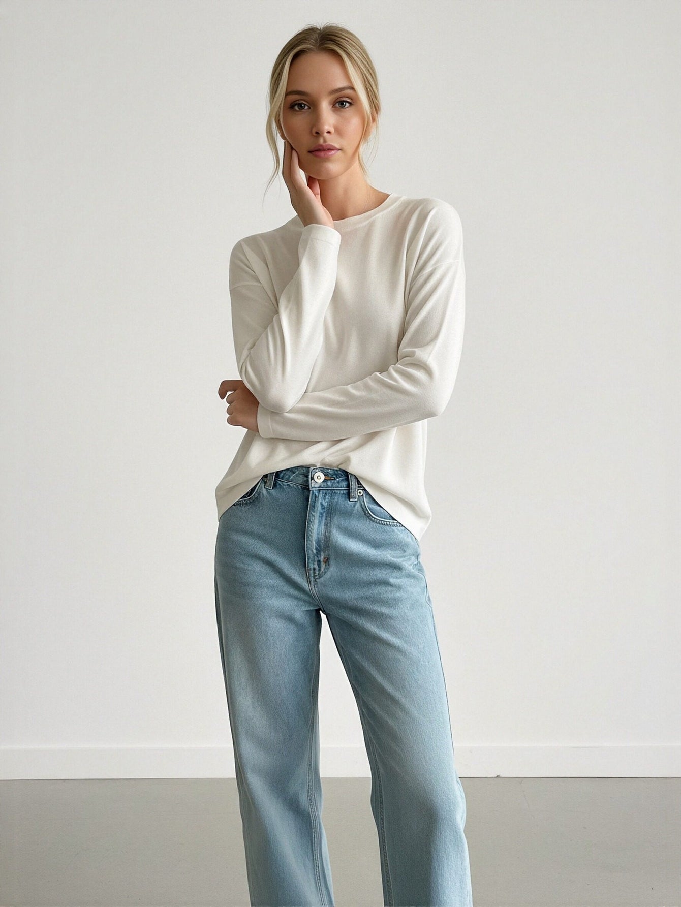 Lon Sleeves Loose Fit Soft Touch Basic T-shirt-White