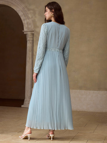 Elegant Lace Pleated Maxi Dress