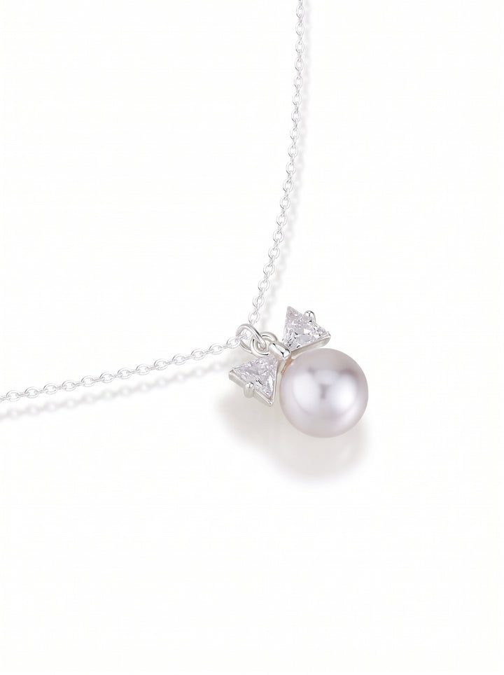Dainty Bow Pearl Pendant Necklace