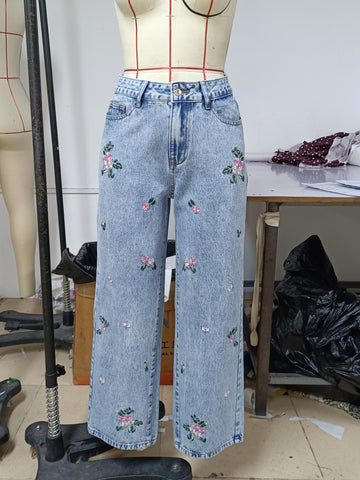 Floral Embroidered High Waisted Jeans