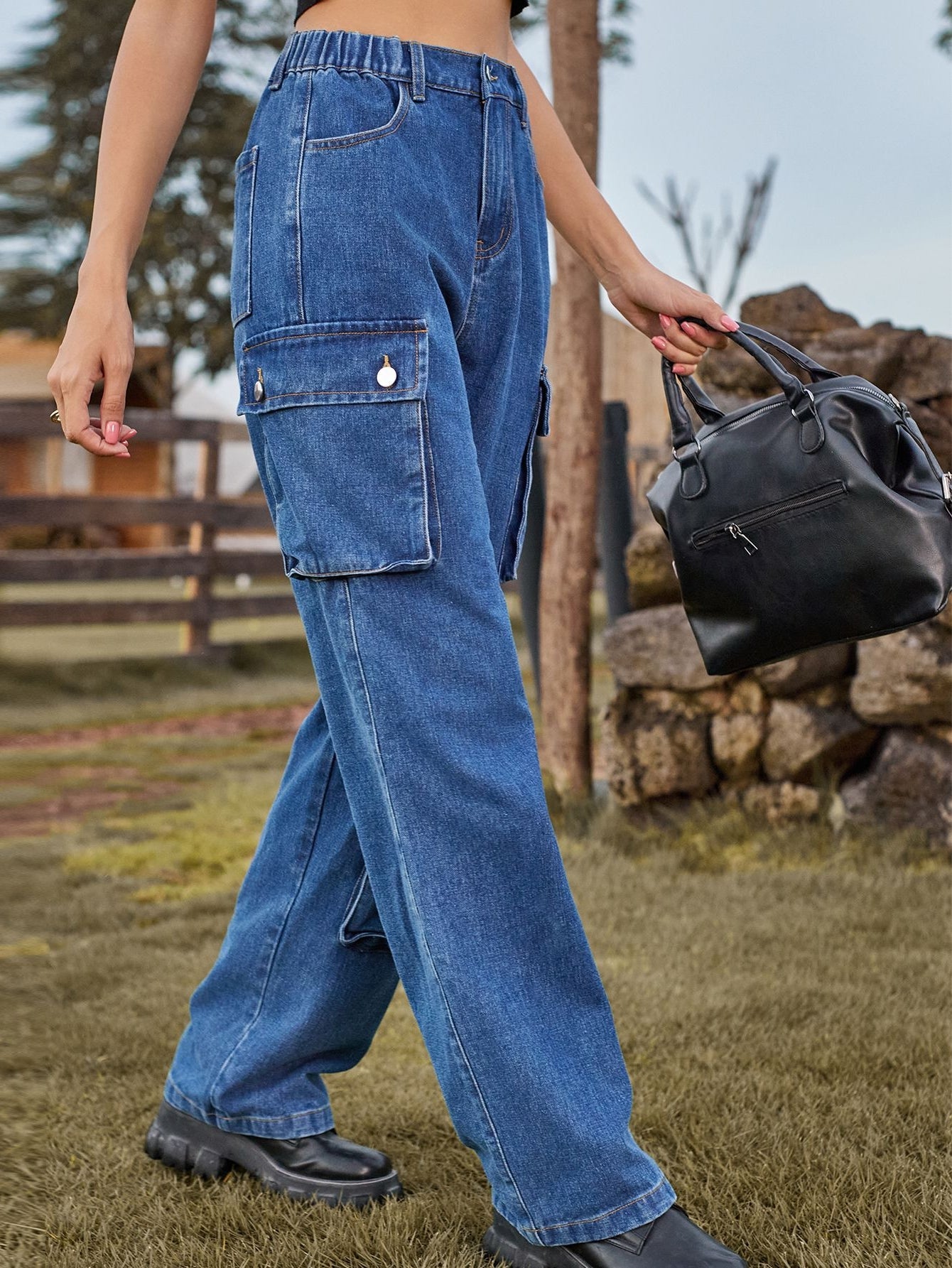 High Waisted Relaxed Cargo Jeans
