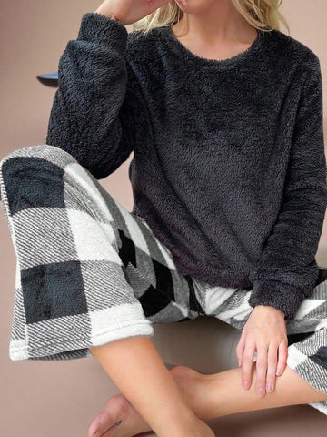 Cozy Plush Plaid Lounge Set