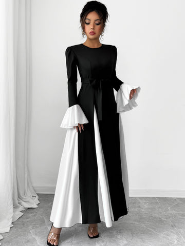 Elegant Colorblock Bell Sleeve Maxi Dress