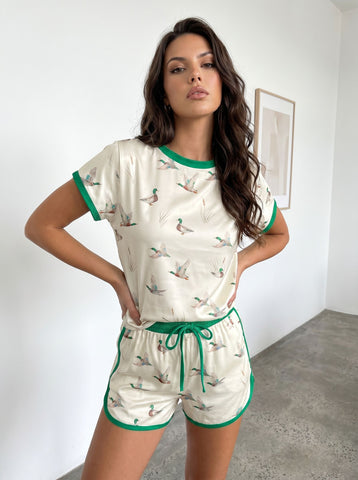 Silky Printed Duck Shorts Set