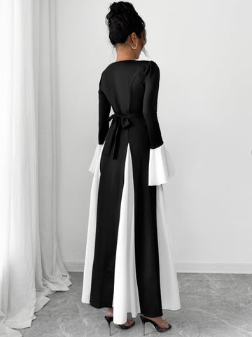 Elegant Colorblock Bell Sleeve Maxi Dress