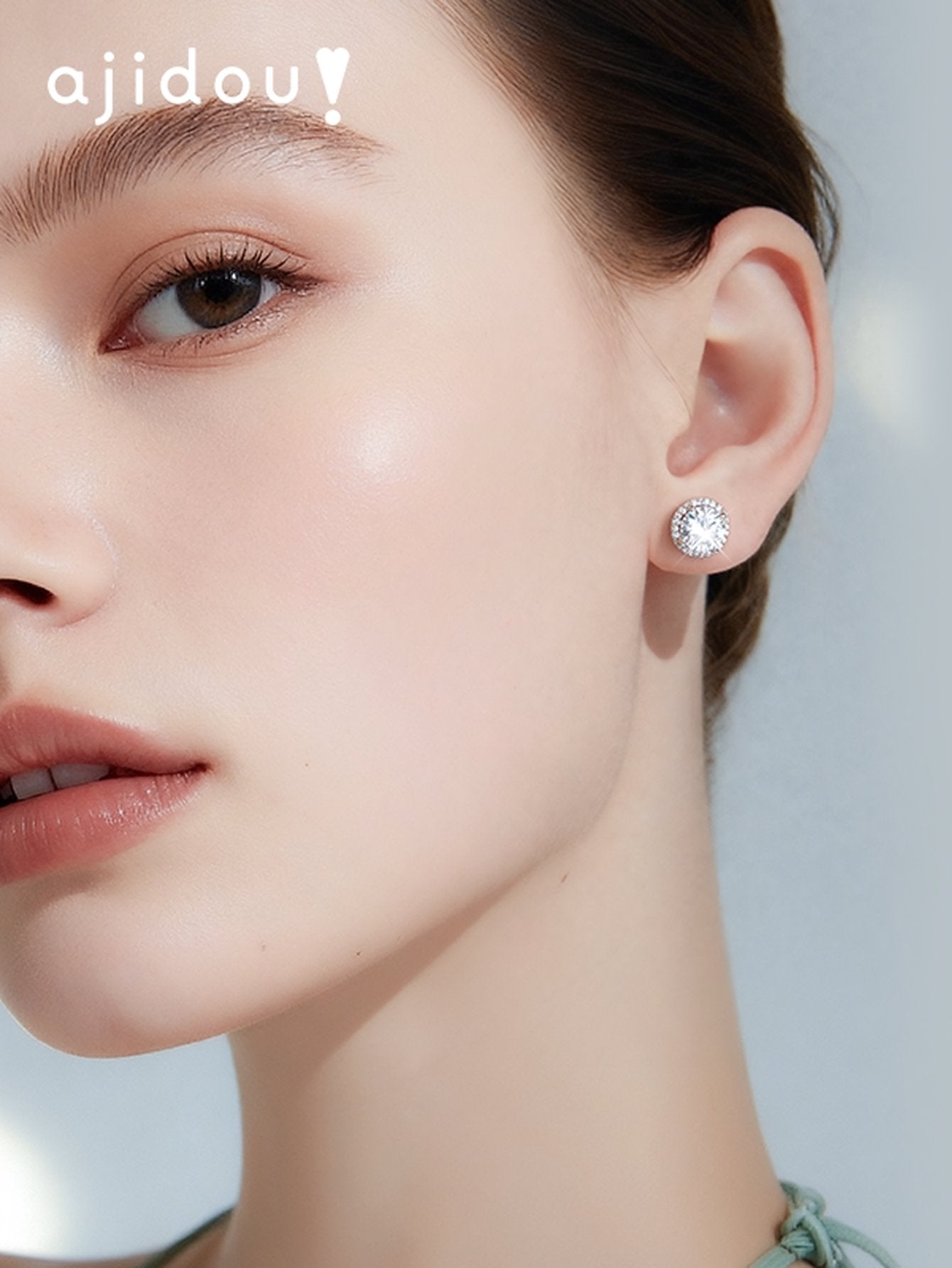 Sparkling Halo Round Cubic Zirconia Stud Earrings