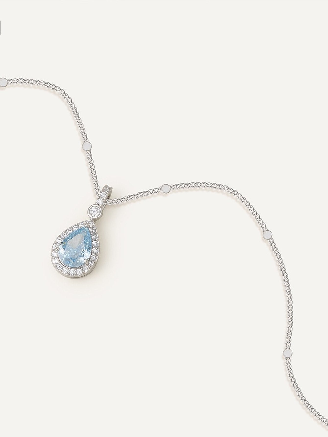 Elegant Teardrop Crystal Pendant Necklace