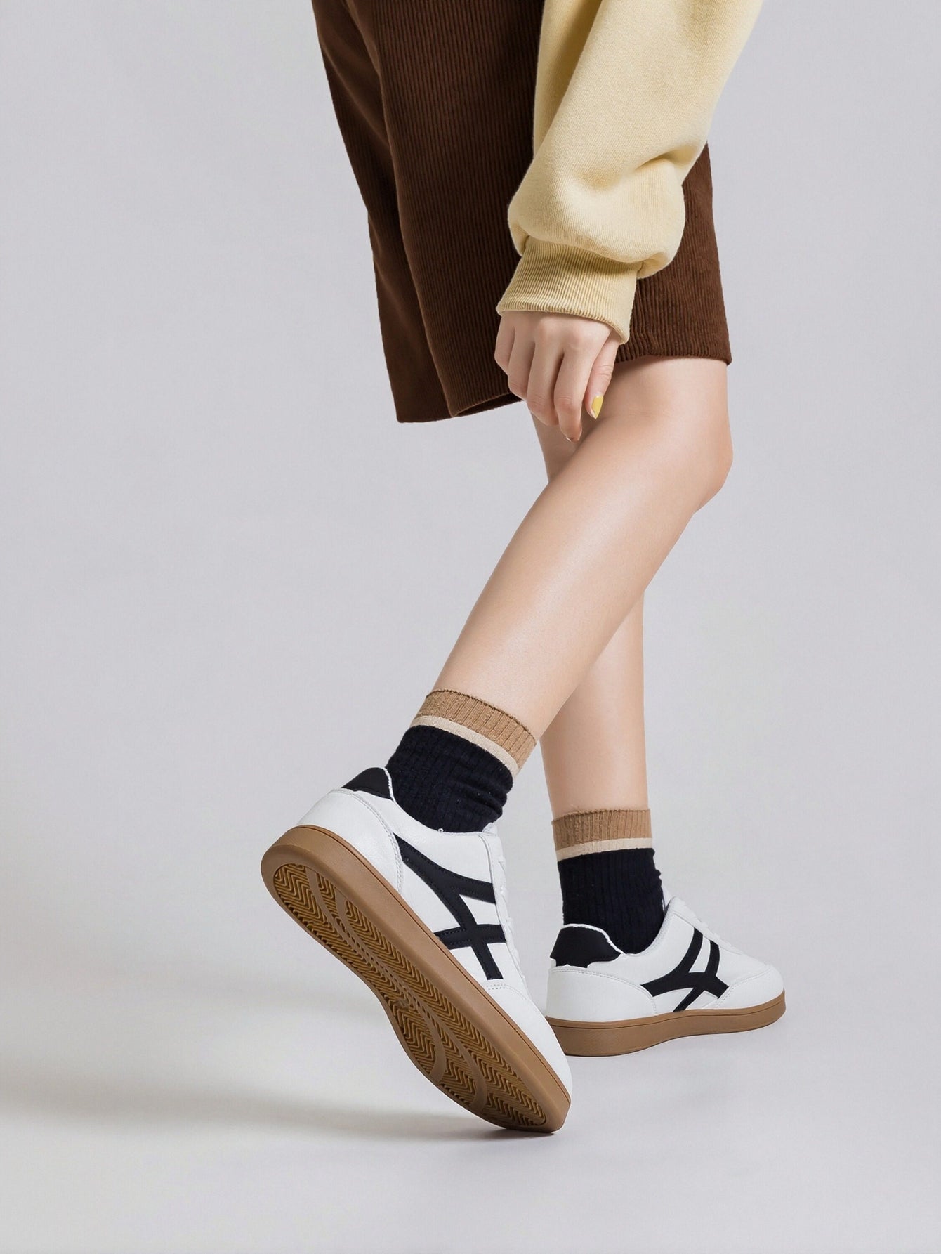 Rubber Sole Breathable Mesh Retro Casual Shoes-White