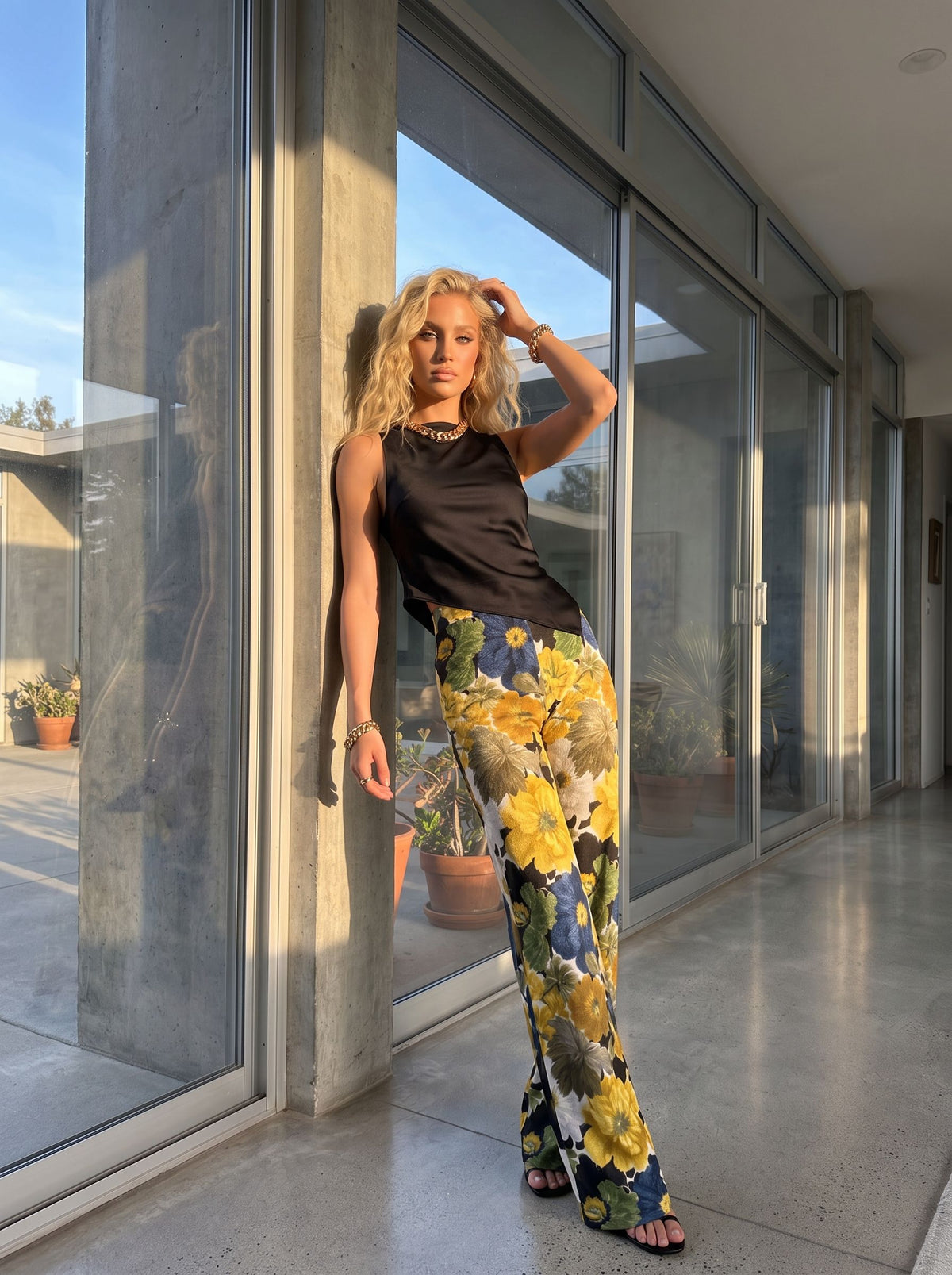 ALEXANDRA Vintage Floral Print Pants
