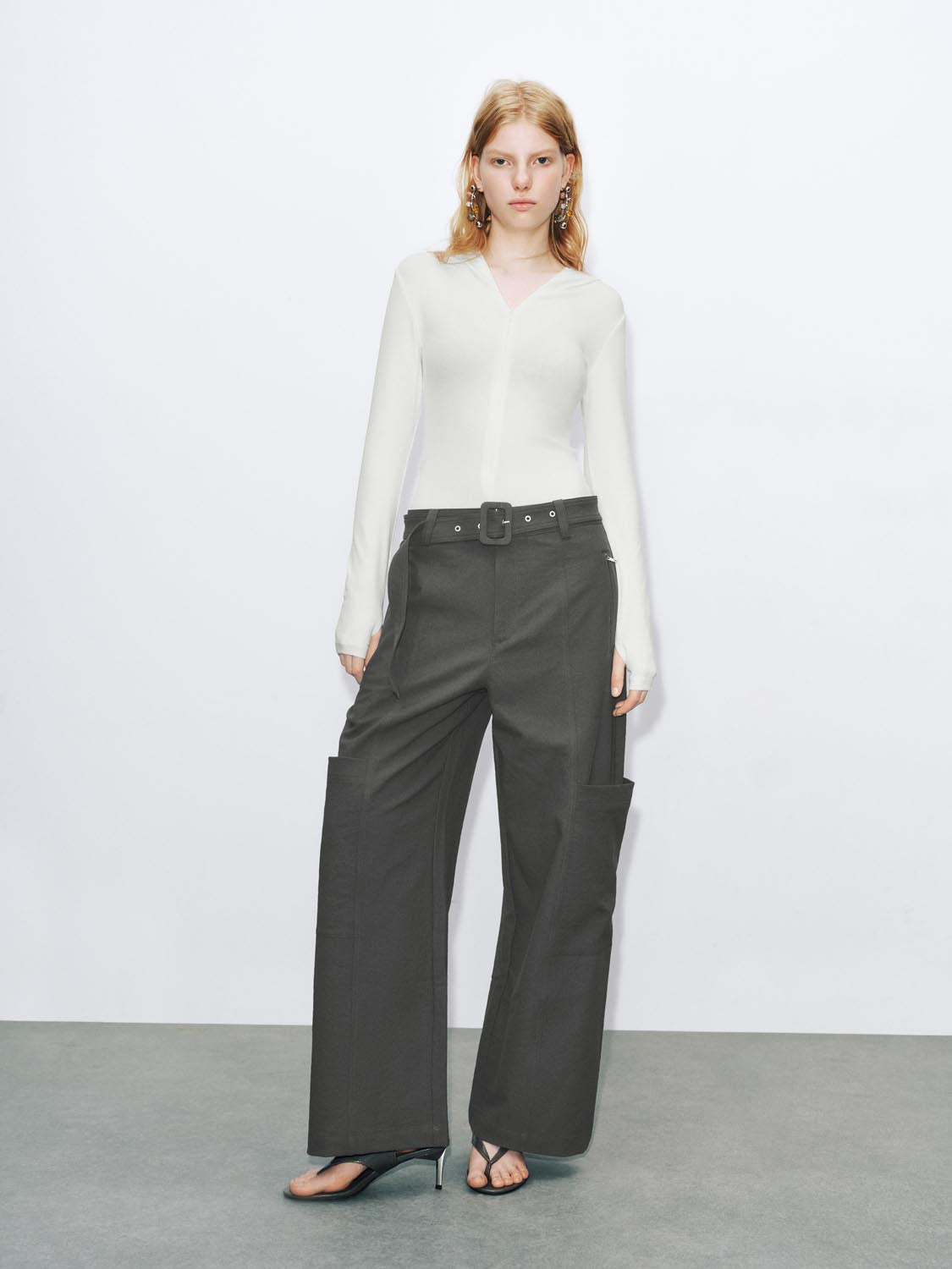 Urban Revivo Wide-Leg Pants-Dark Gray