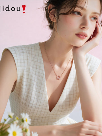 Dainty Interlocking Baguette Diamond Necklace
