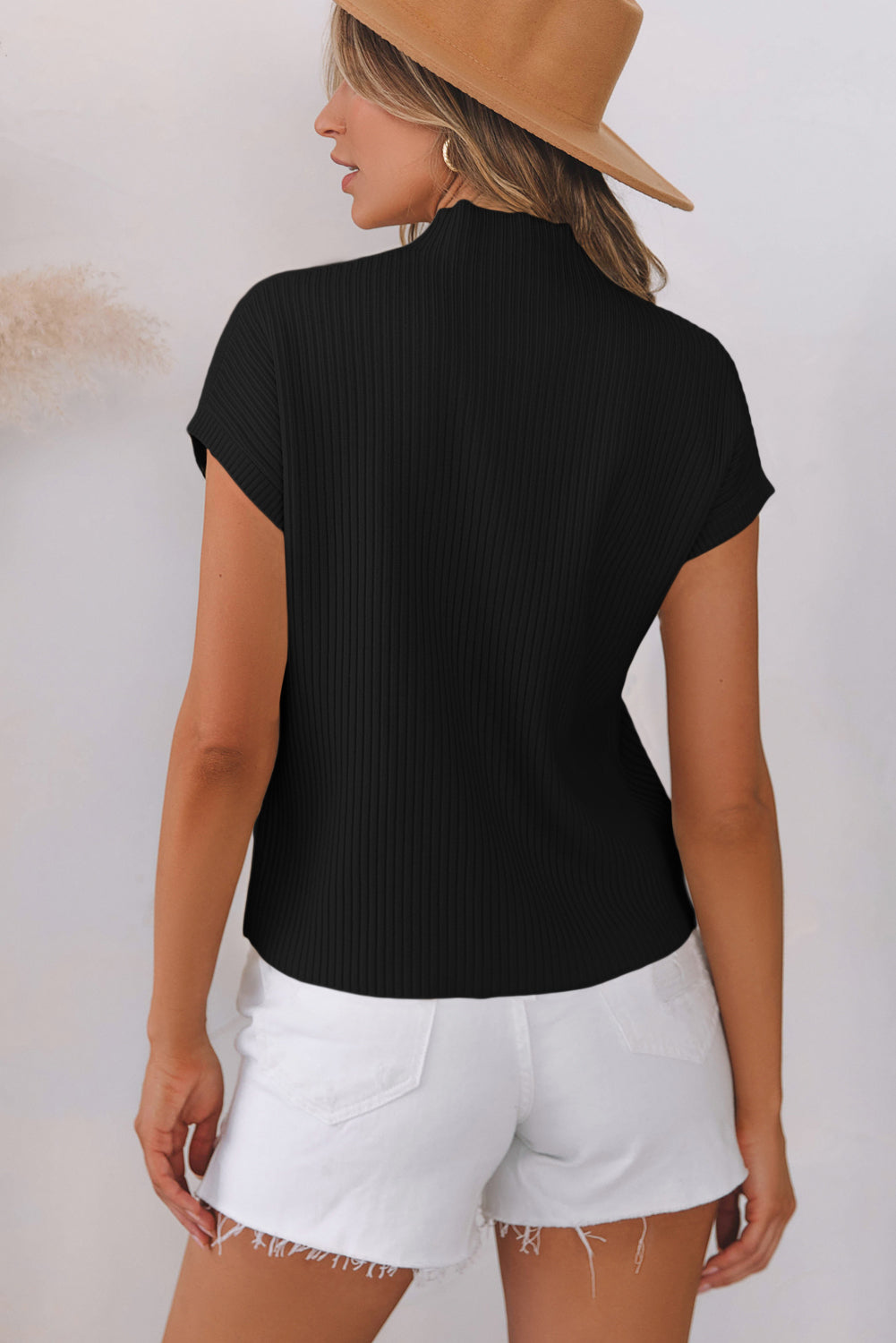 Soft Ribbed Knit Short Sleeve Sweater
