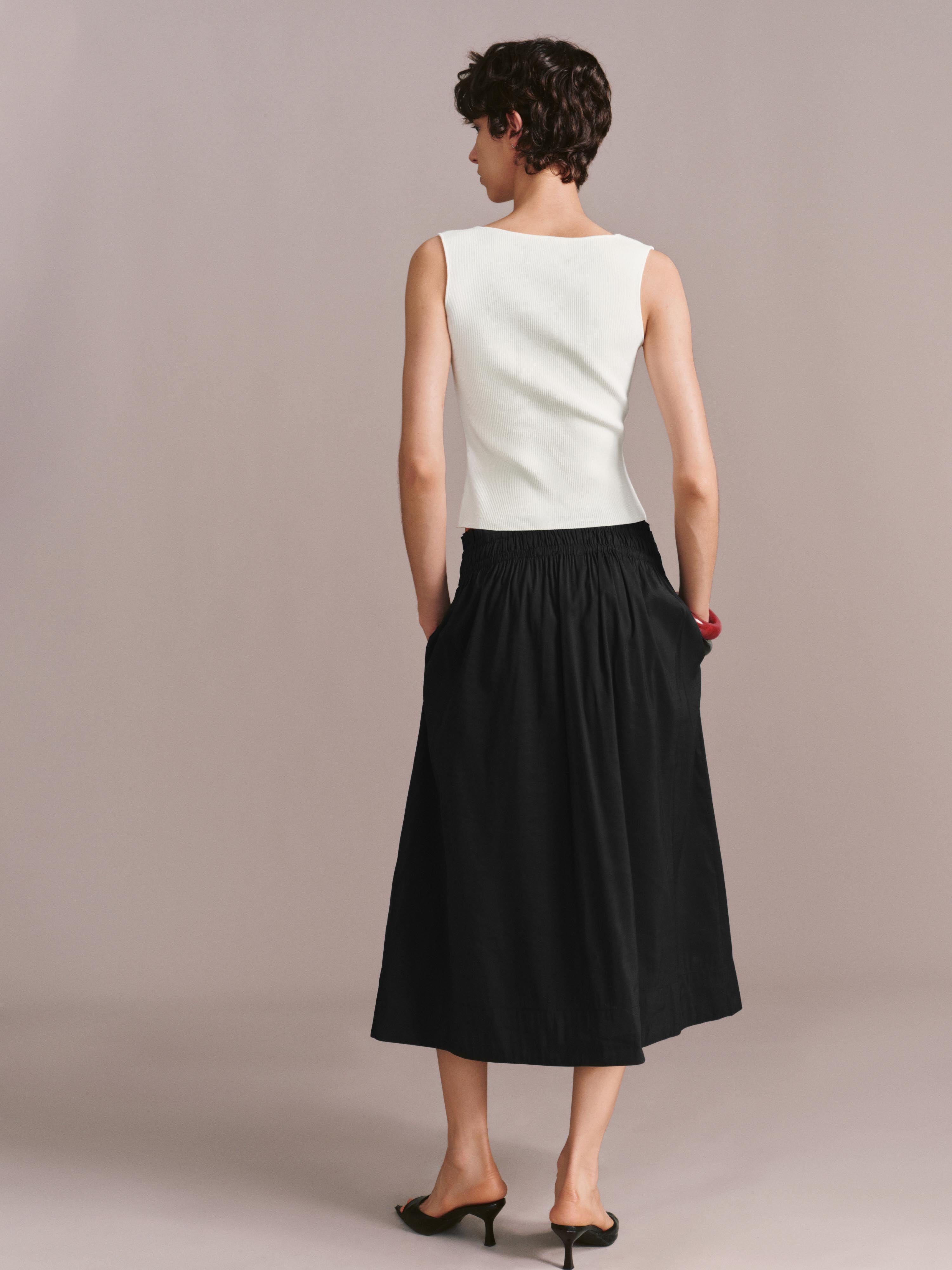 Square Neck Lace Trim Sleeveless Skinny-Fit Knitted T-Shirts