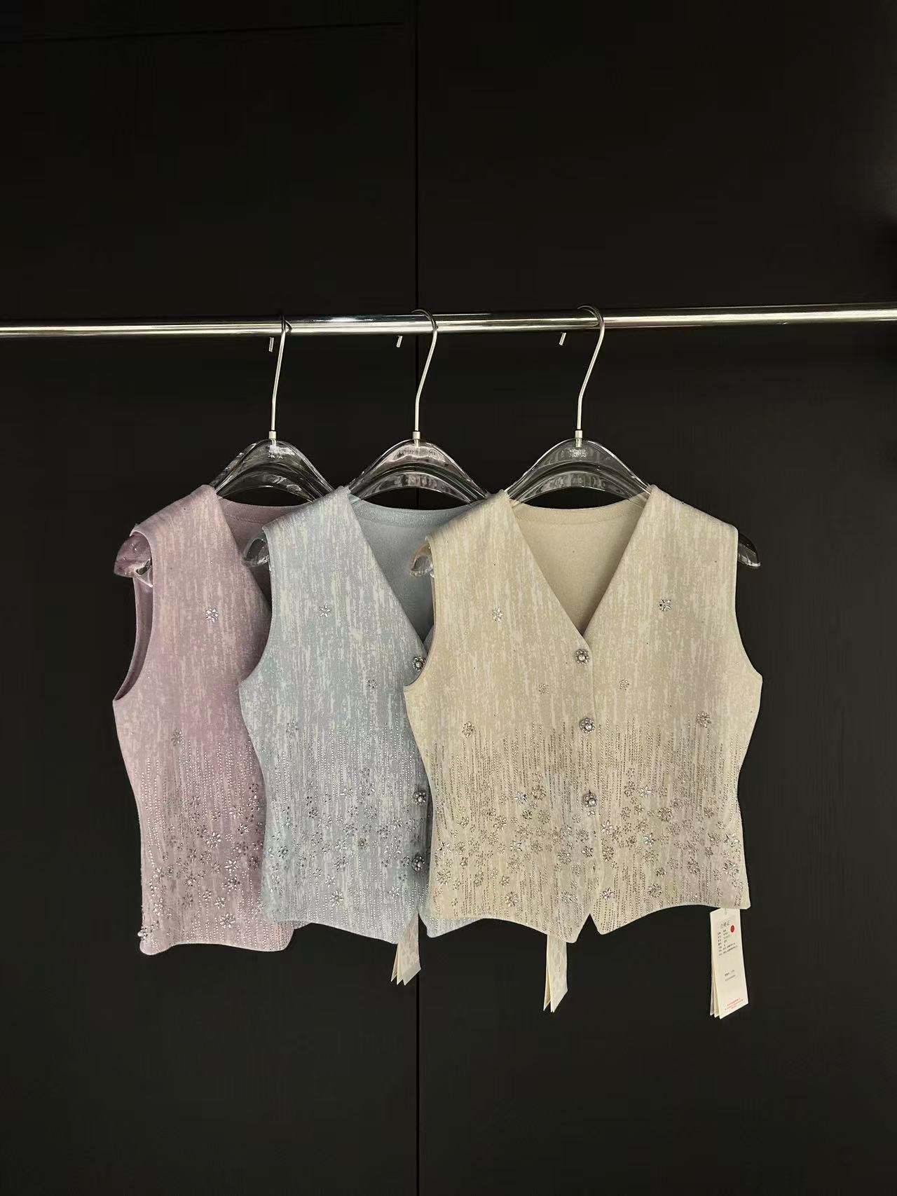 Embellished V Neck Knit Vest