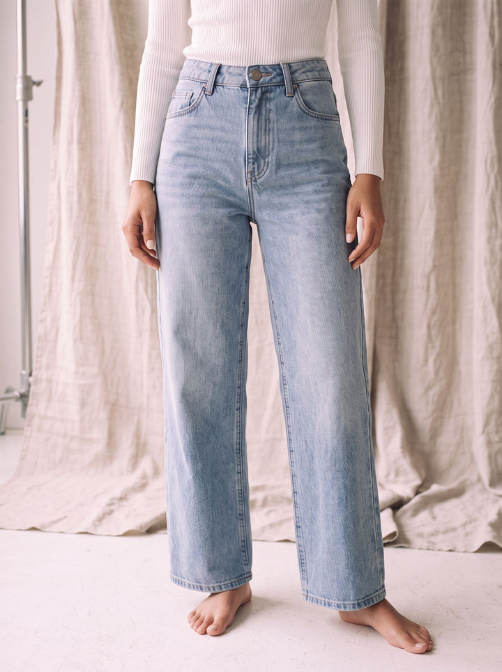 High Waisted Loose Wide Leg Jeans