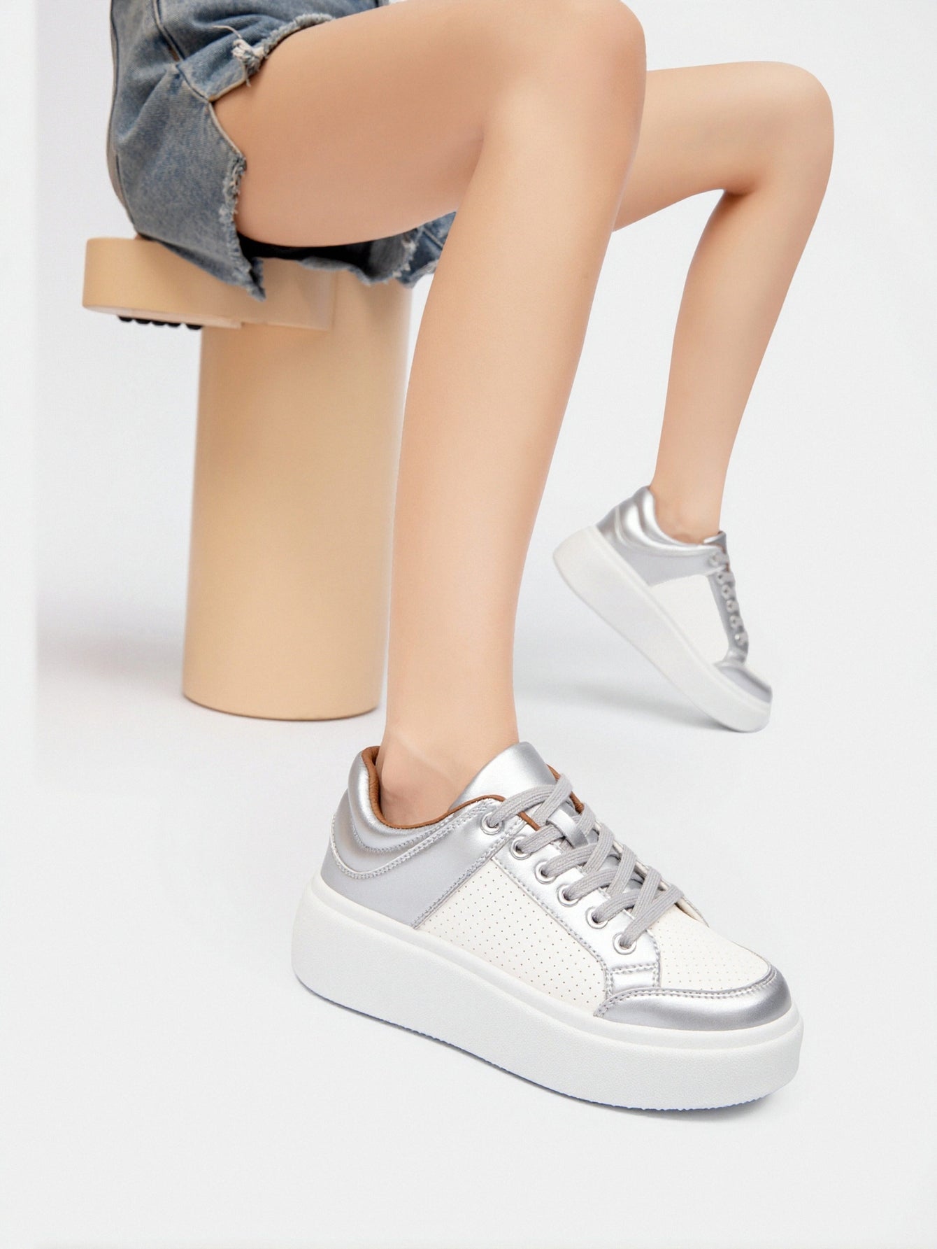 Chunky Platform Breathable Mesh Modern Sneakers-Silver