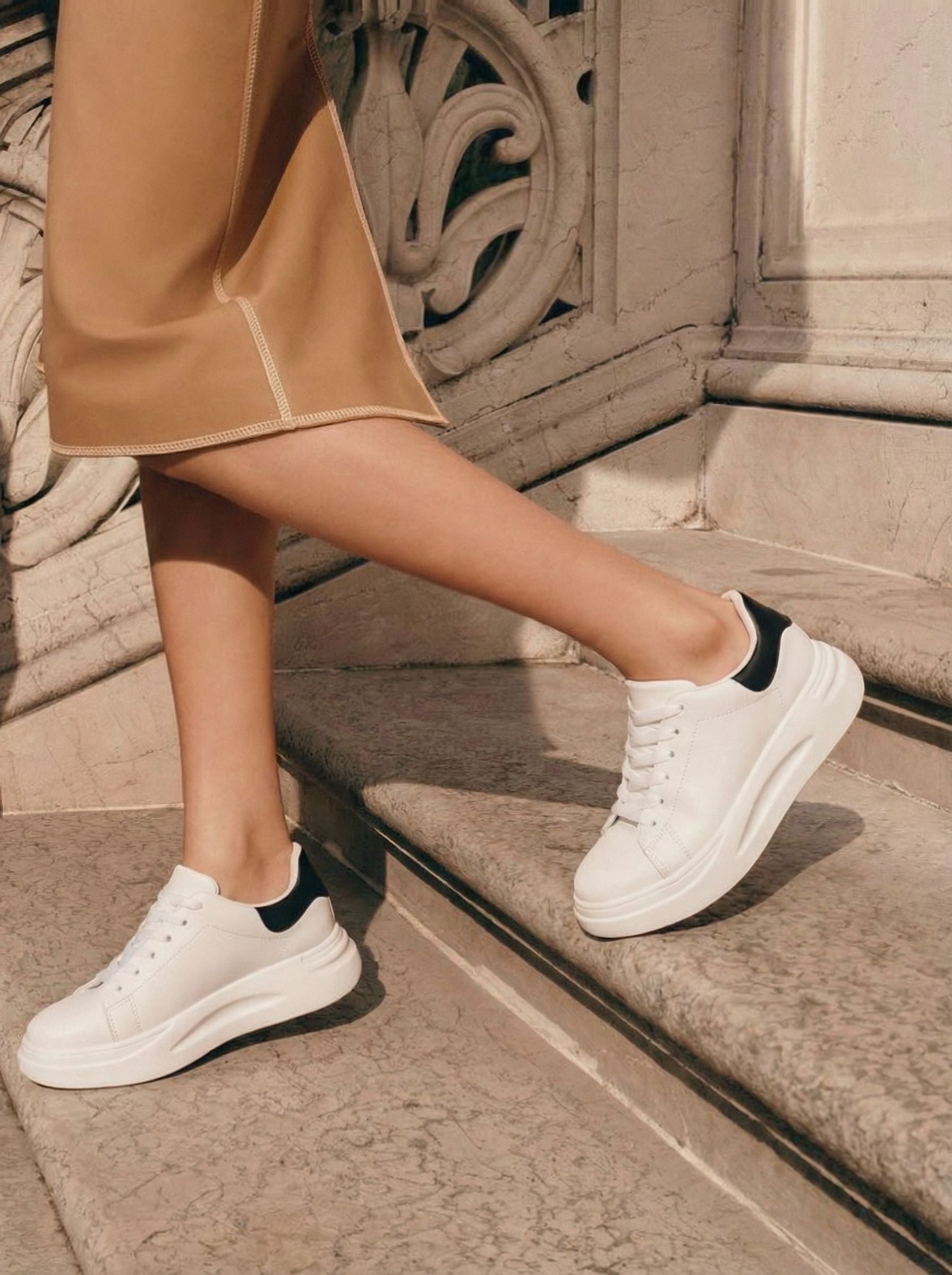 Platform Leather Upper Fashion Casual Shoes-White Black