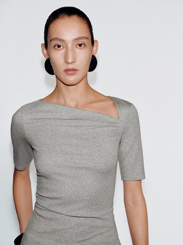Asymmetric Neck Ruched Skinny Fit T-Shirt