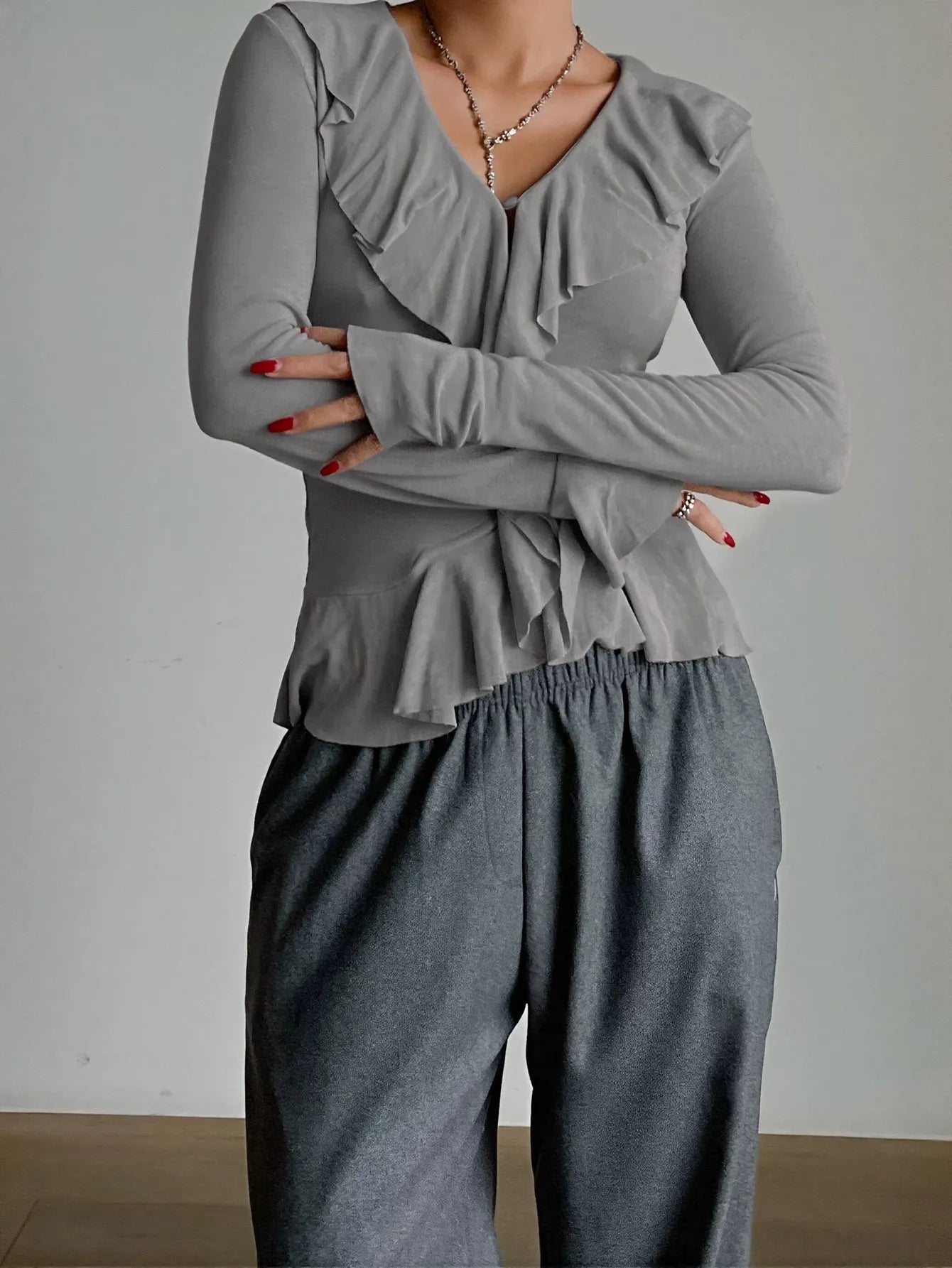 Ruffled V Neck Long Sleeve Pullover