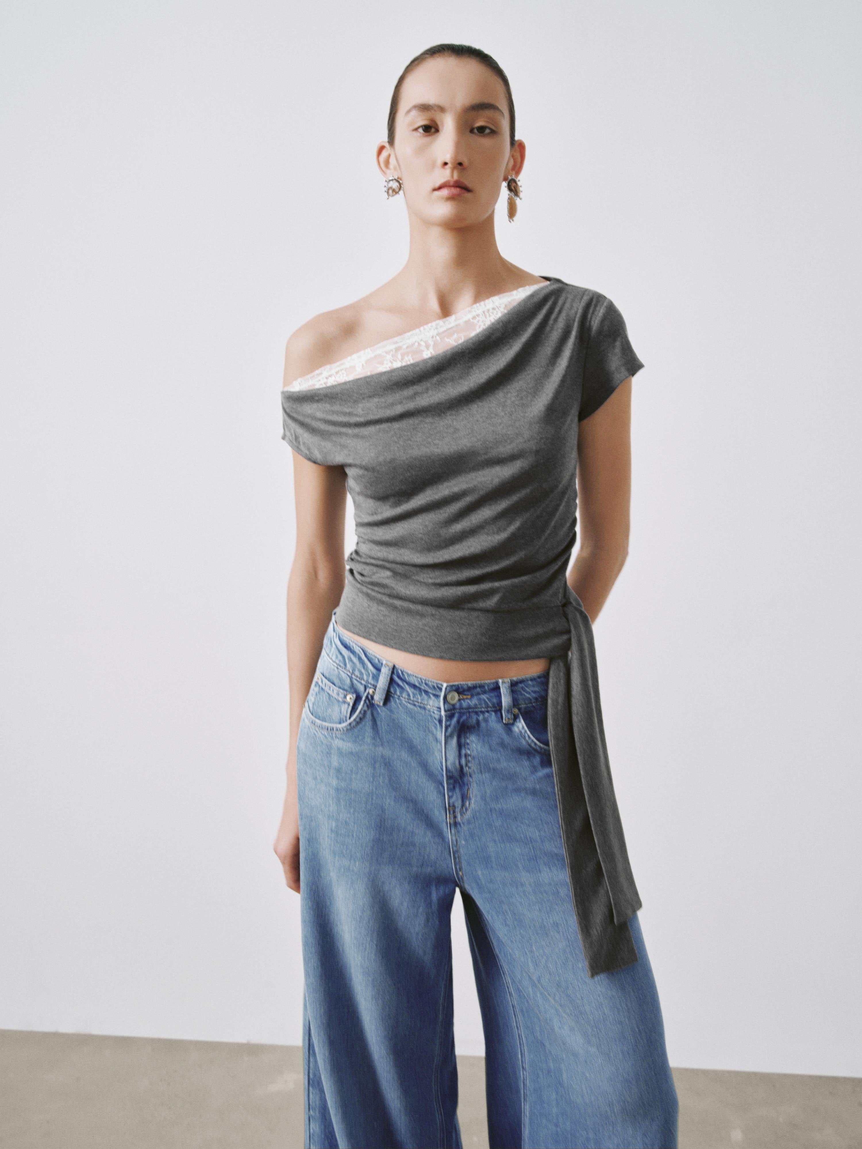 Urban Revivo One Shoulder Ruched T-Shirts