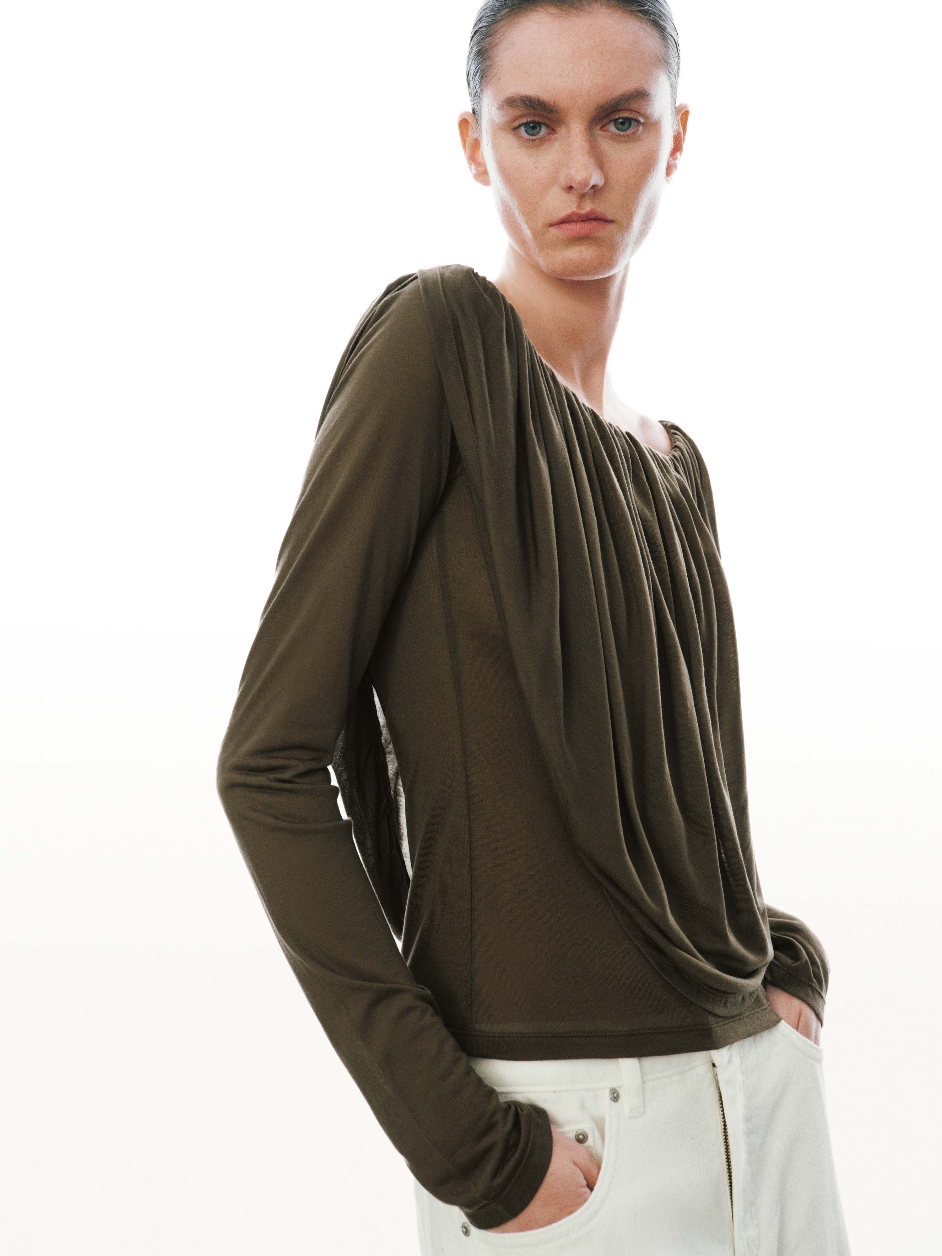 One Shoulder Ruched Long Sleeve T-Shirts
