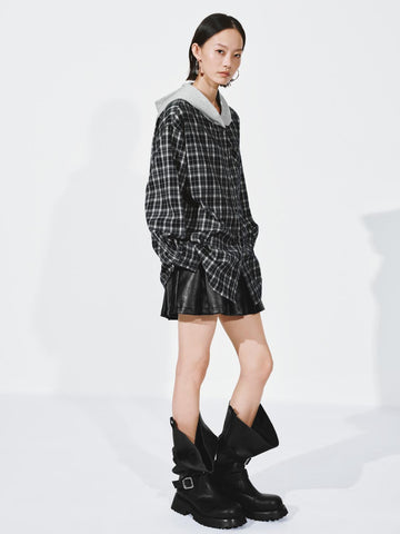 Urban Revivo Faux Leather Buckle Detail Pleated Mini Skirts-Black