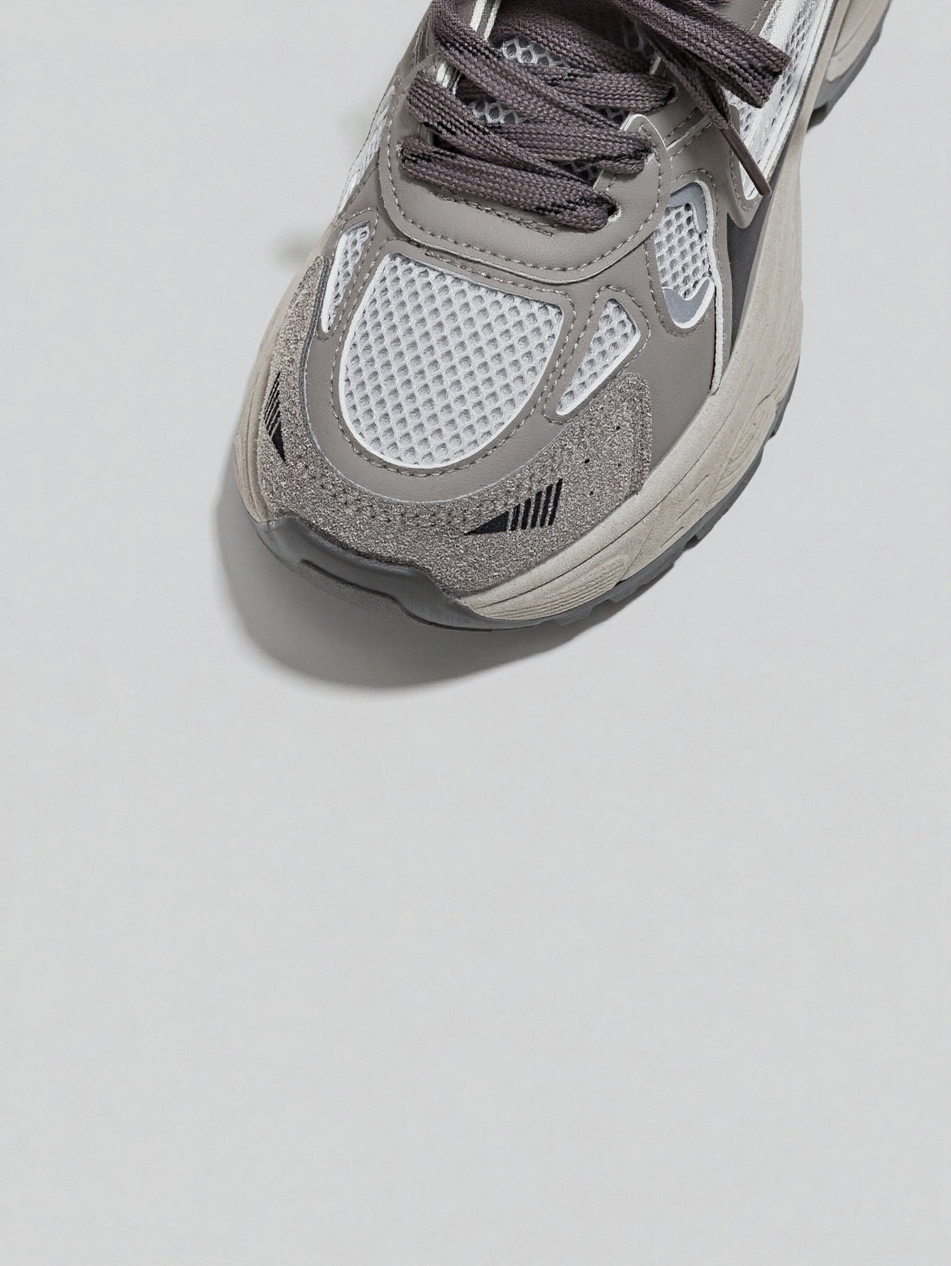 Mesh Upper Chunky Sole Vintage Sneakers-Gray