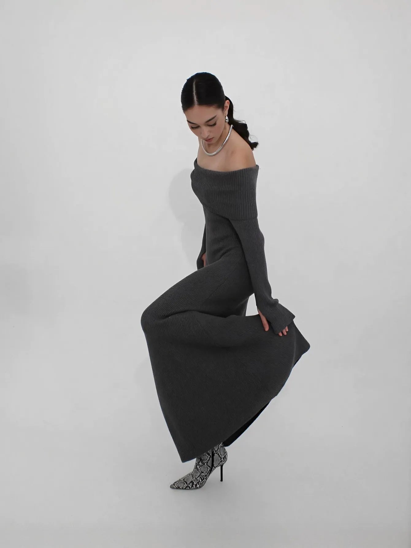 Off Shoulder Ribbed Knit Maxi Dress