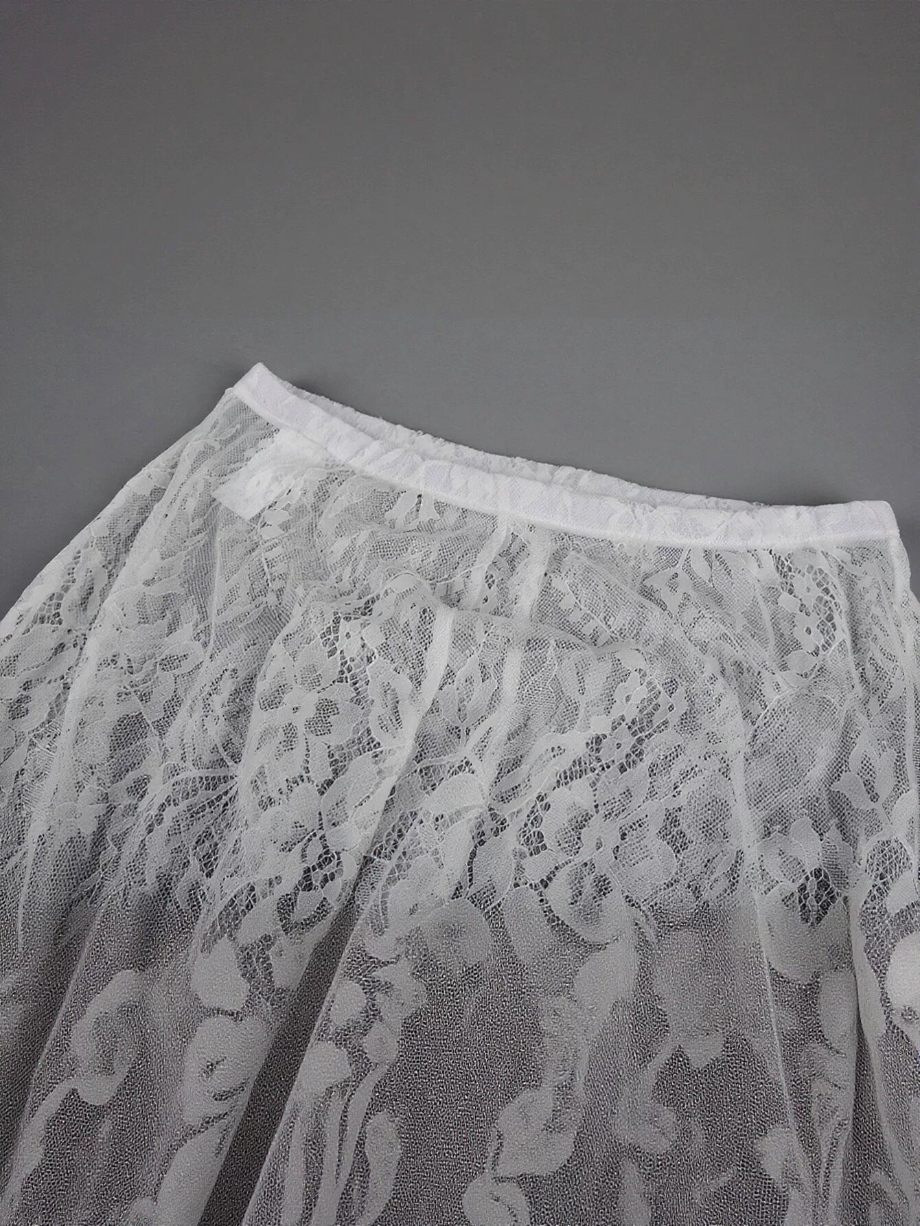 Elegant Strapless Lace Maxi Skirt Set