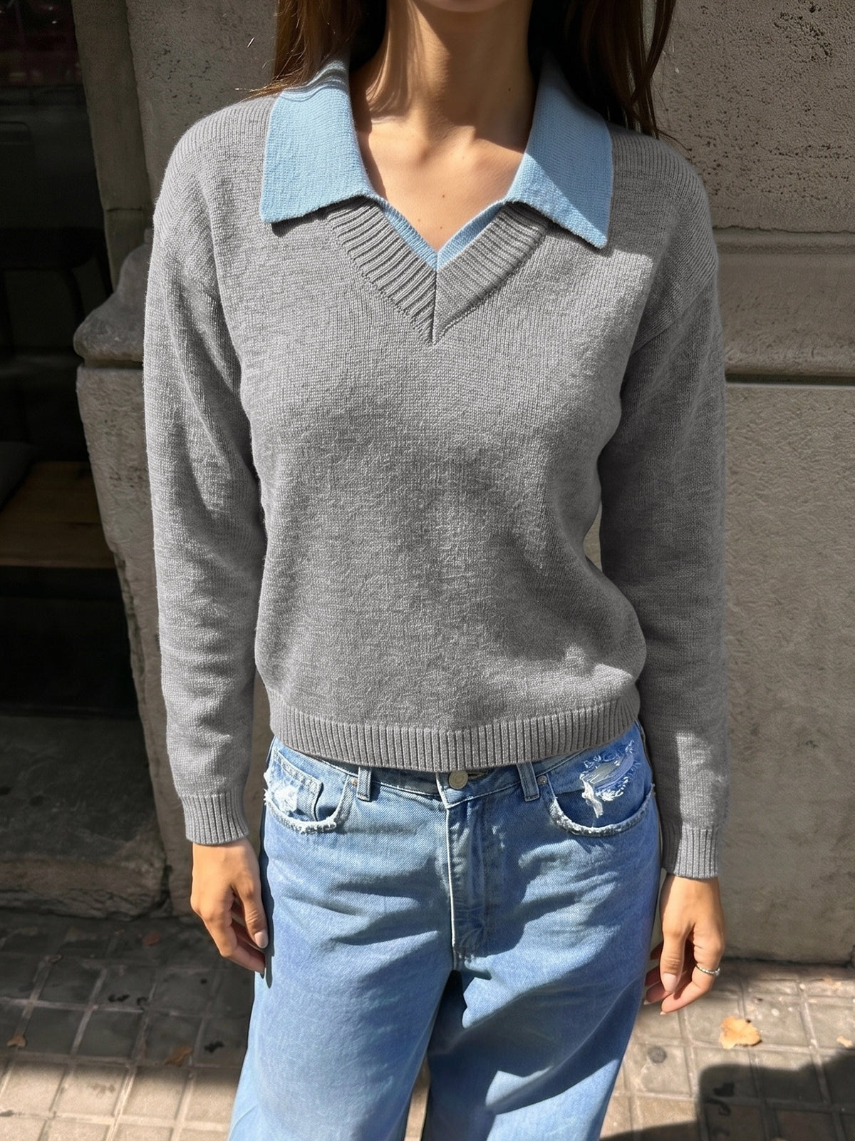 Contrast Collar V Neck Sweater