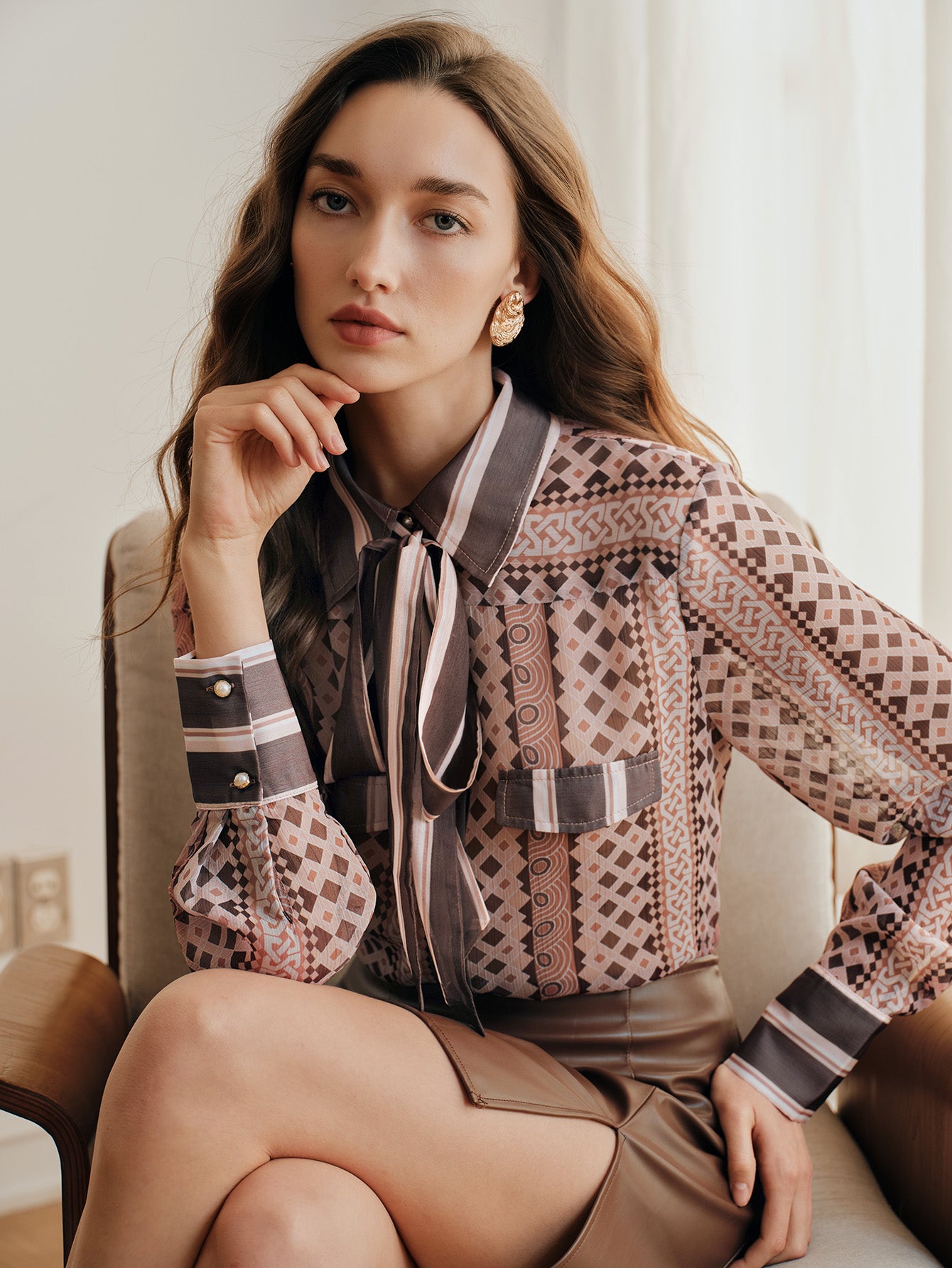 Elegant Geometric Print Tie Neck Shirt