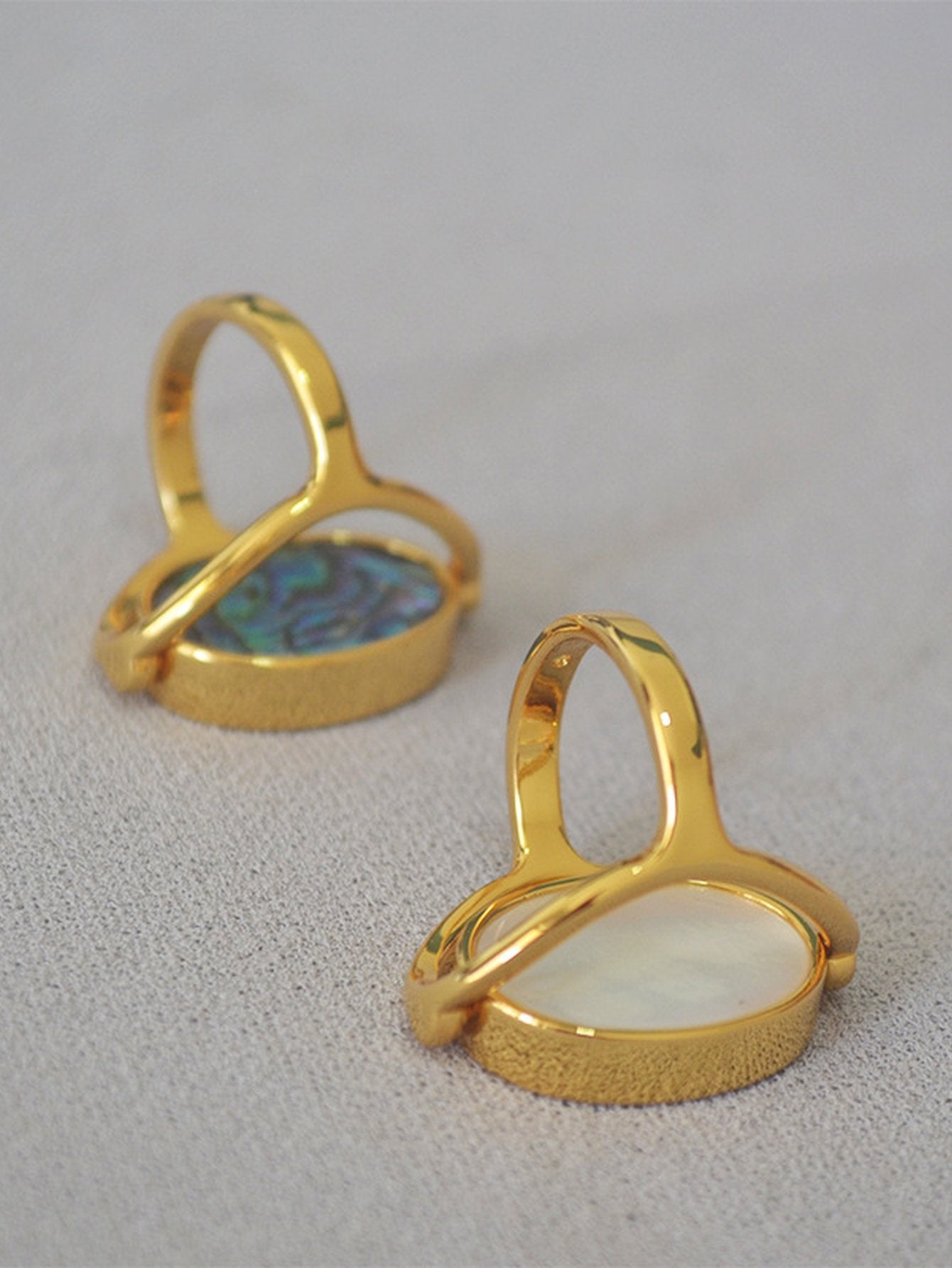 Dainty Gold Plated Shell Spinner Ring