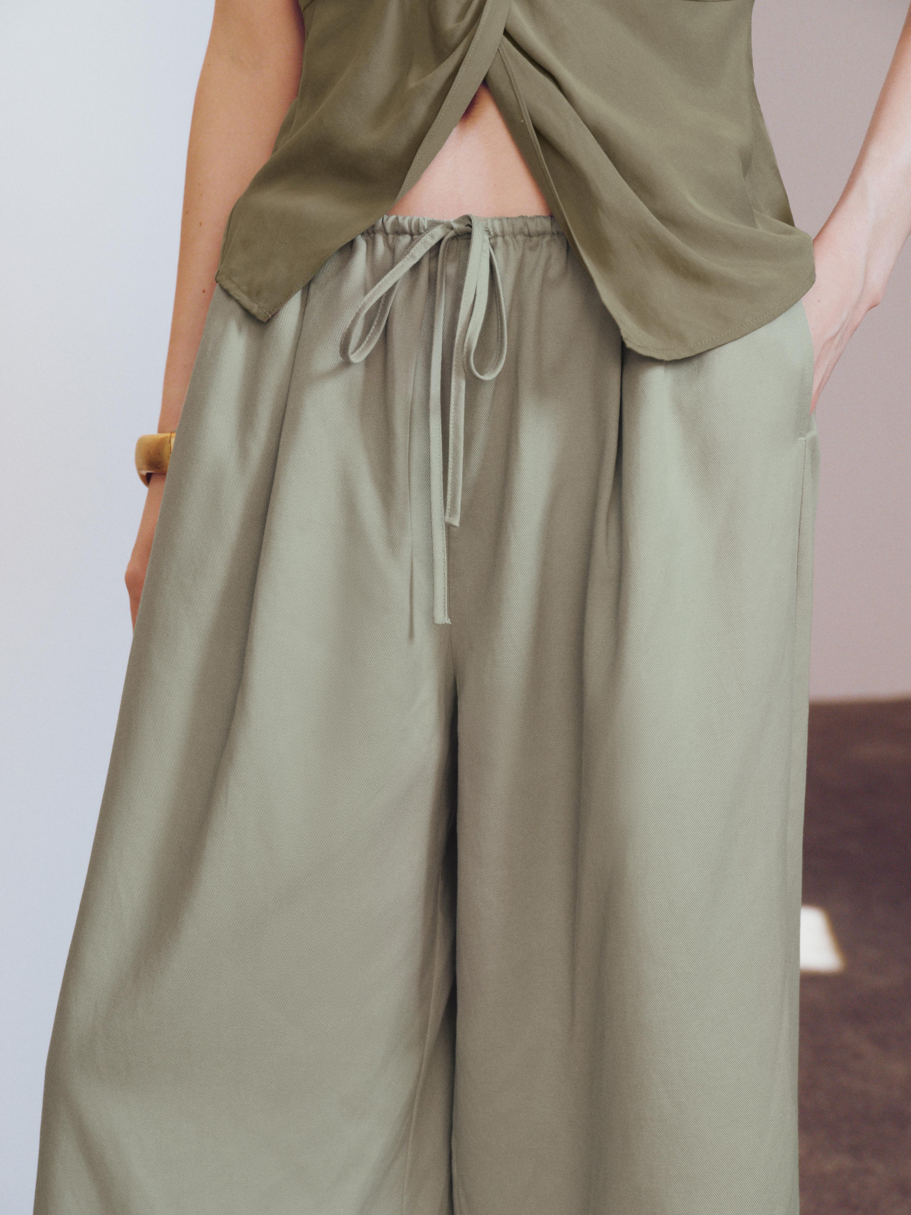 Drawstring Pull On Wide-Leg Pants